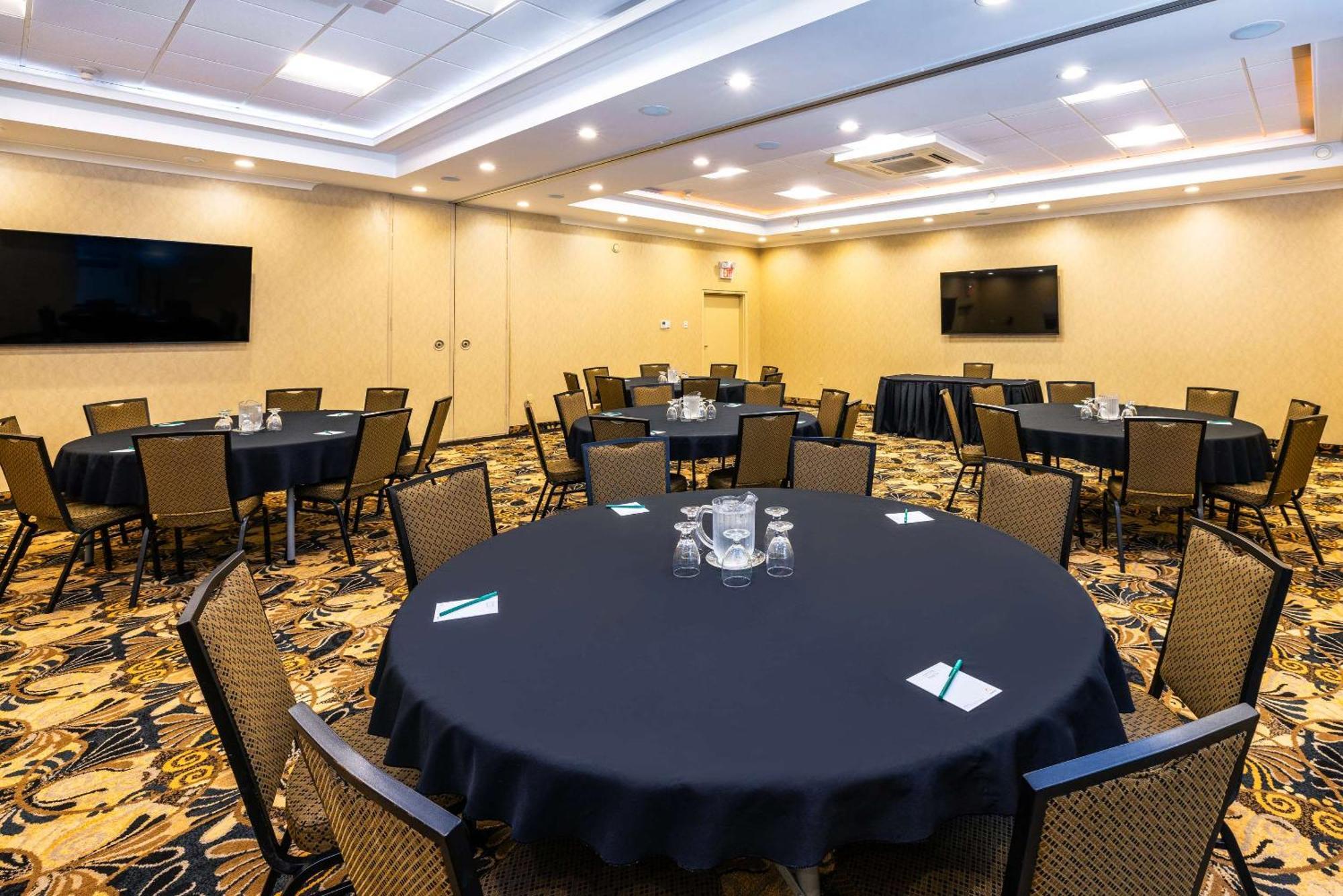 Quality Inn & Suites Garden Of The Gulf Summerside Zewnętrze zdjęcie